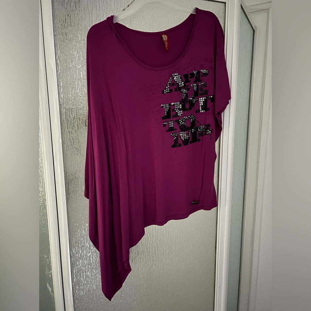 Purple/burgundy baggy shirt with long sleeves